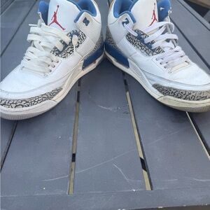 Air Jordan 3 “True Blue” (2011)